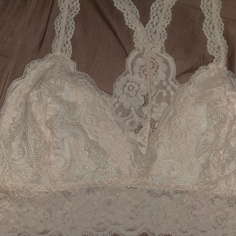 Top - Picture 3 of 4